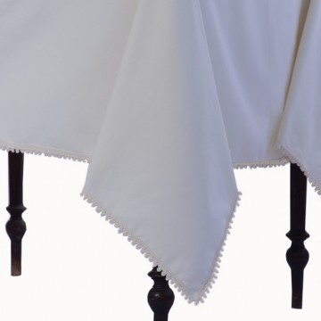 Mantel Pompón