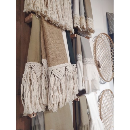 Camino de Mesa - Macramé Triángulos
